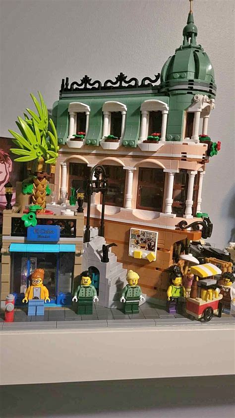 lego hotel boutique.
